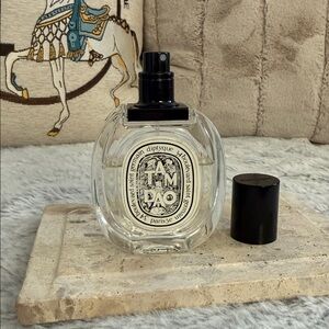 Diptyque Tam Dao Fragrance with Black Cap